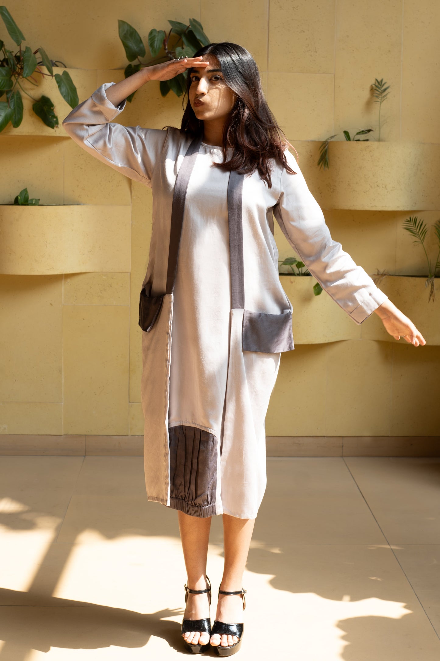 Space Shift Pocket Dress - Light Grey